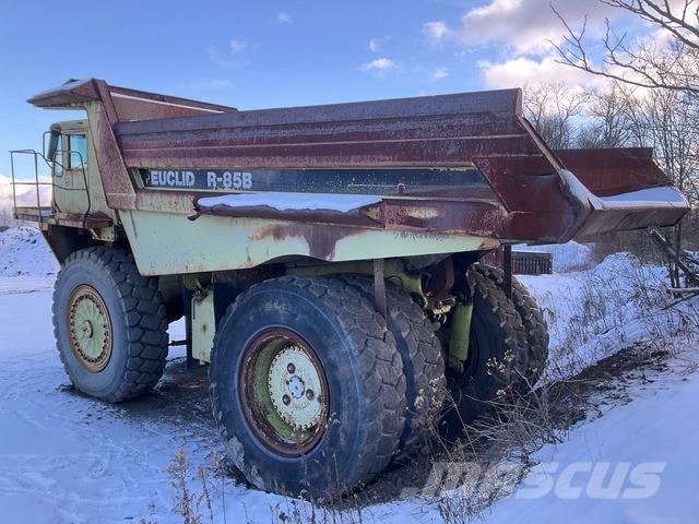 Euclid R85B アーティキュレート式ダンプトラック