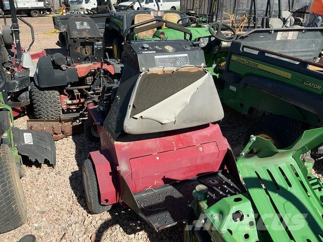 Exmark  エアレーション・サッチング機