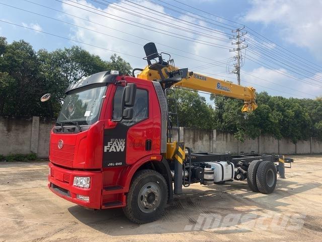 FAW J6L-240 クレーントラック、ユニック車