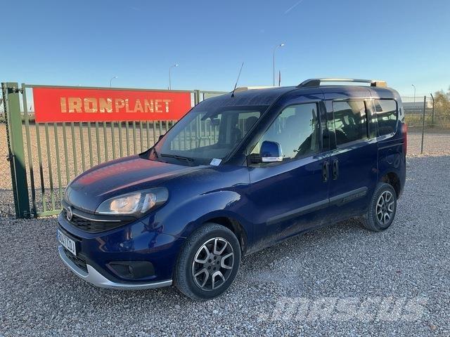 Fiat Doblo 自動車