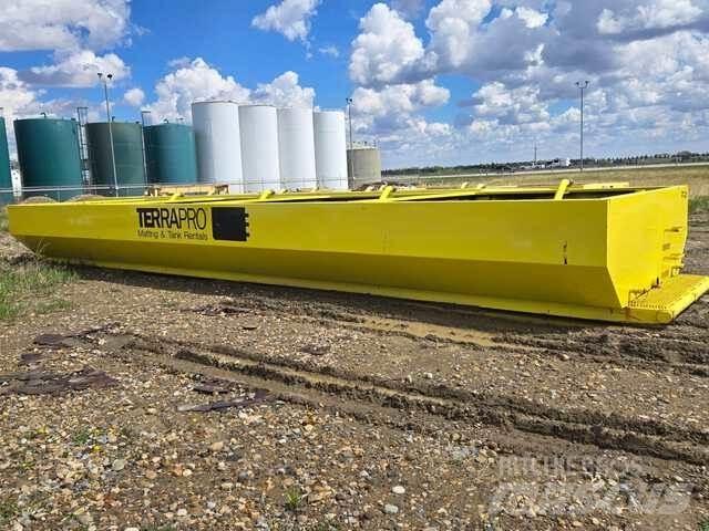  Floc Tank タンカートレーラー