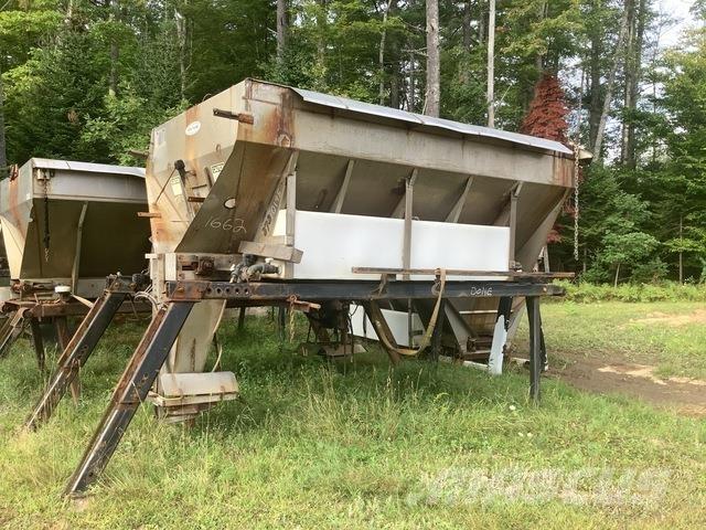 Fontaine  砂と塩撒き専用車