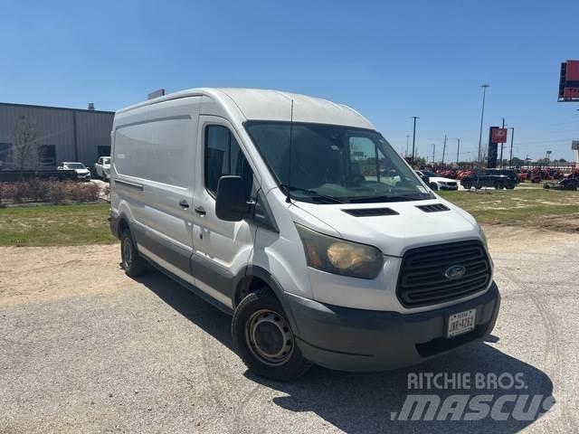 Ford 250 パネルバン