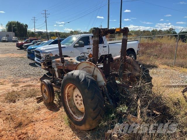 Ford 2810 コンパクトトラクター