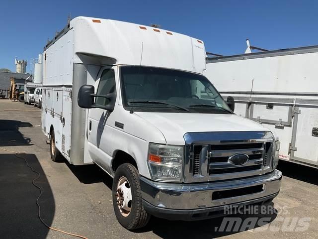 Ford E-350 ピックアップ／ドロップサイド
