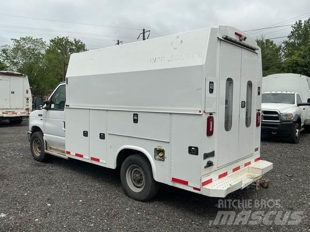 Ford E-350 ピックアップ／ドロップサイド