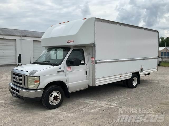 Ford E-350 ボックストラック