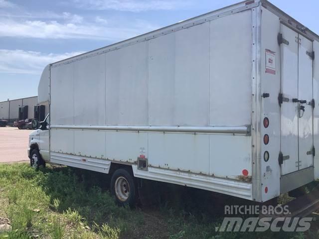 Ford E-350 ボックストラック