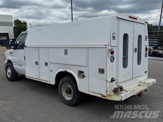 Ford E-350 ピックアップ／ドロップサイド