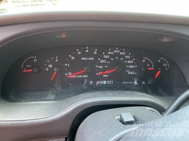 Ford E 350 パネルバン