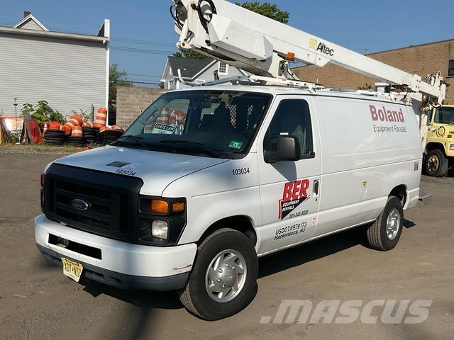 Ford E-350 トラック高所作業車