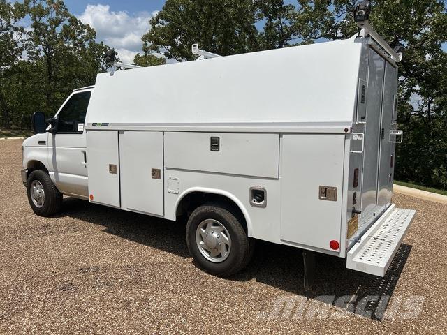 Ford E-350 ピックアップ／ドロップサイド