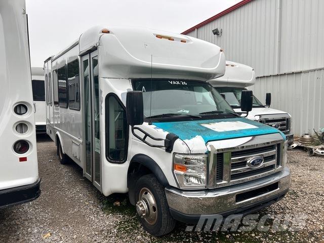 Ford E-350 マイクロバス