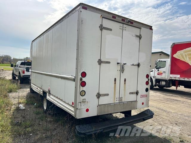 Ford E-350 パネルバン