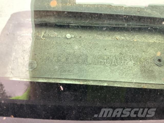 Ford E-350 パネルバン