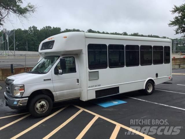 Ford E-450 マイクロバス