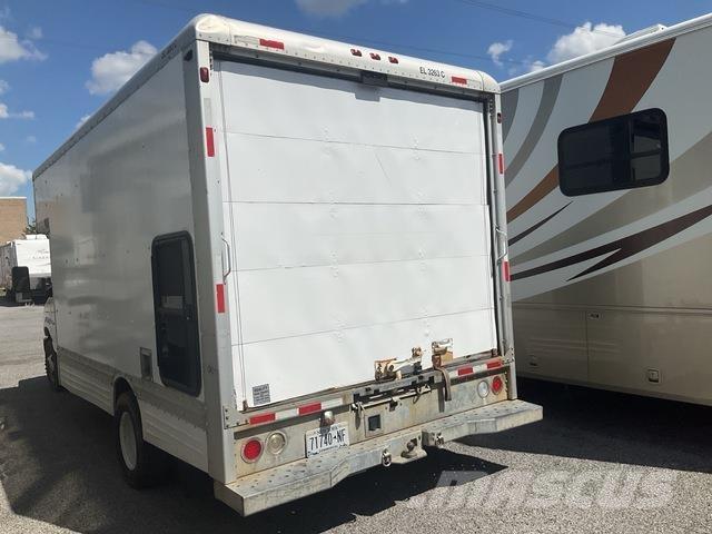 Ford E-450 ボックスボディー、ウイング、箱車