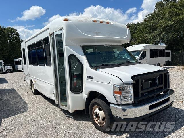 Ford E450 マイクロバス