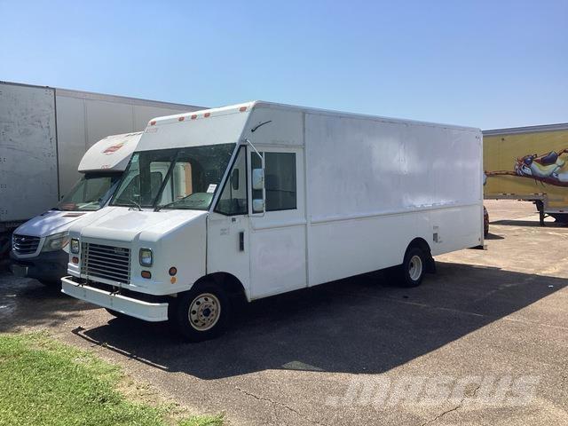 Ford Econoline ボックストラック
