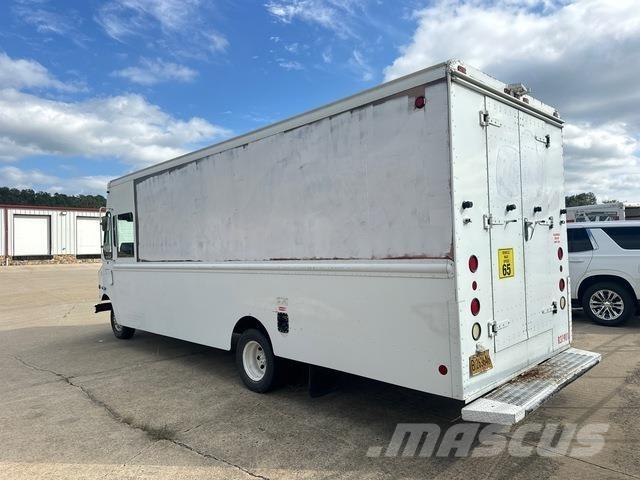Ford Econoline ボックストラック