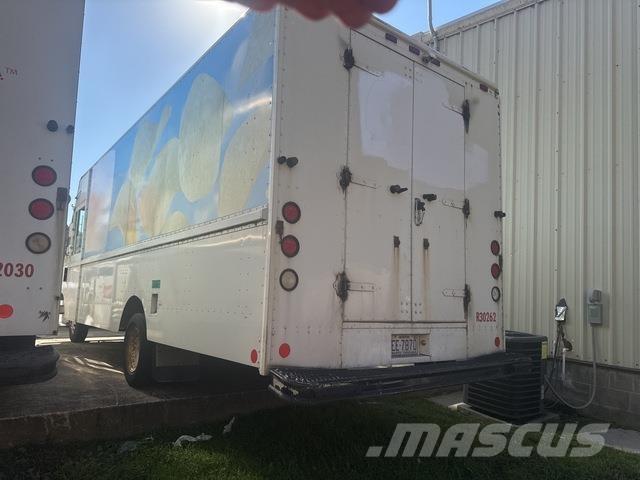 Ford Econoline ボックストラック