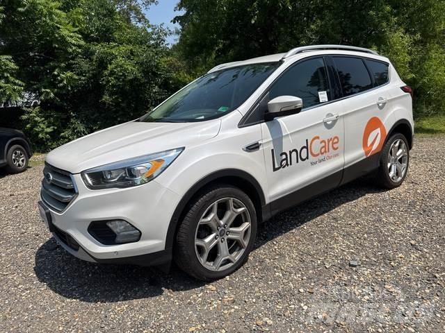 Ford Escape 自動車