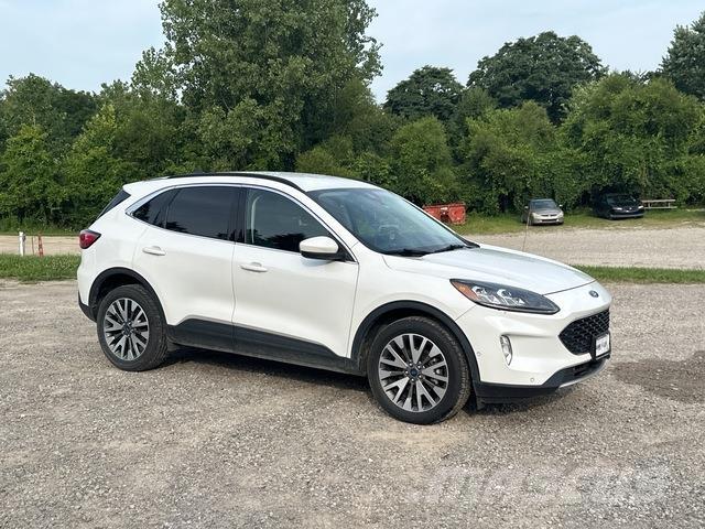 Ford Escape 自動車