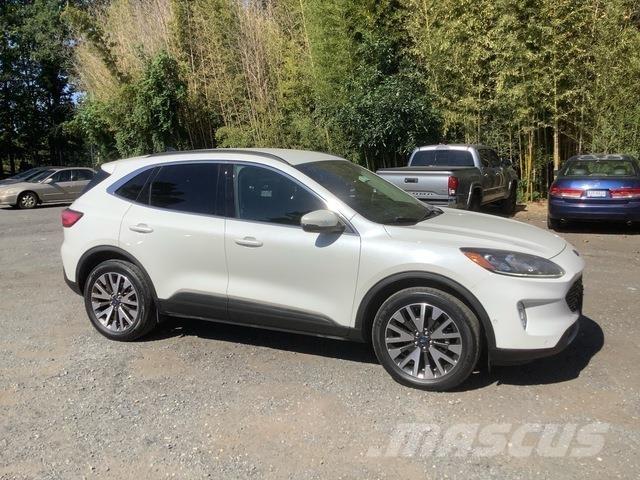 Ford Escape 自動車
