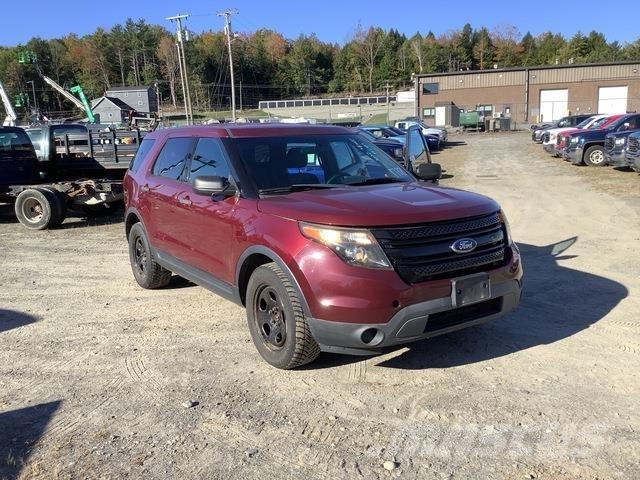 Ford Explorer 自動車