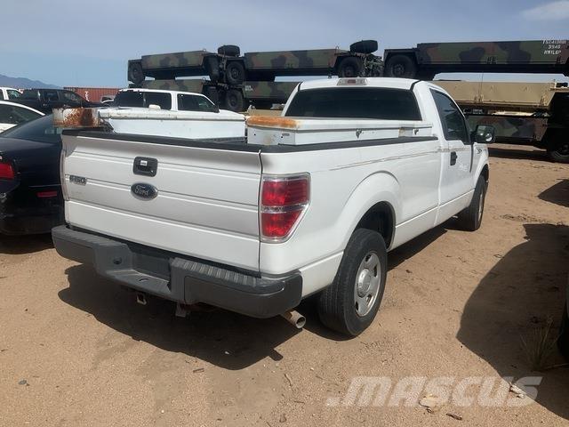 Ford F-150 STX ピックアップ／ドロップサイド