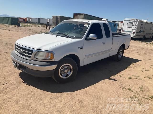 Ford F-150 XLT その他