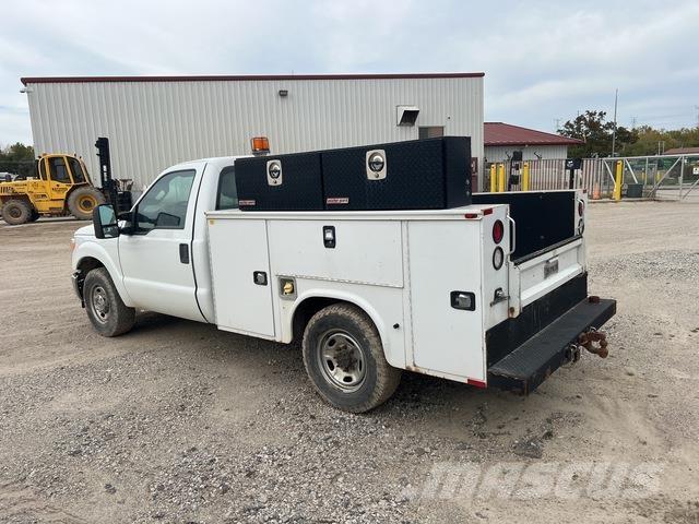 Ford F-250 ピックアップ／ドロップサイド