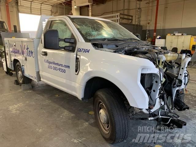 Ford F-250 多目的／汎用車両