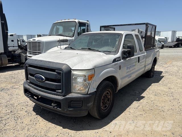 Ford F-250 ピックアップ／ドロップサイド