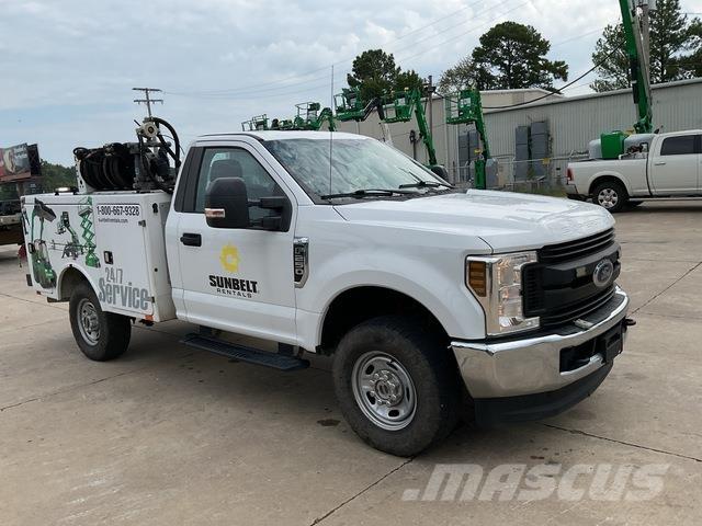 Ford F-250 多目的／汎用車両