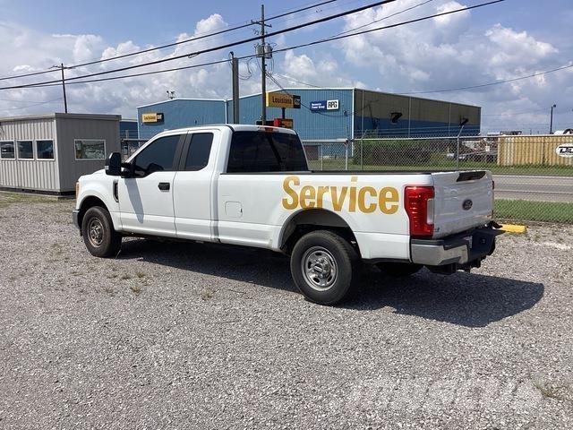 Ford F-250 ピックアップ／ドロップサイド