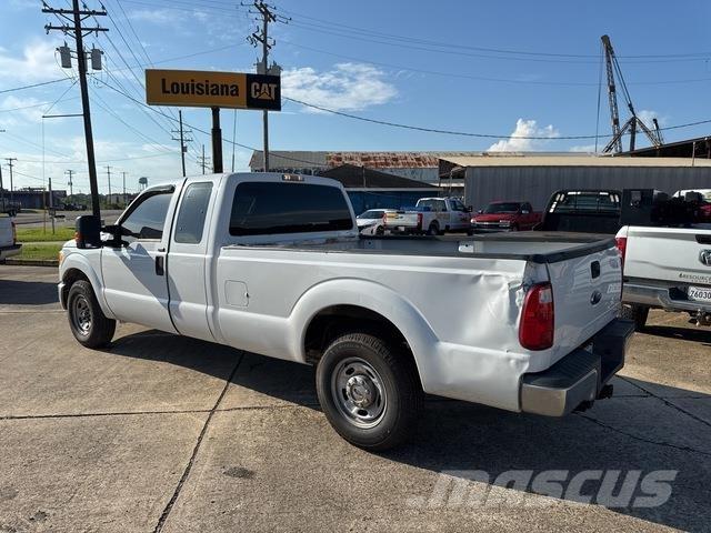 Ford F-250 ピックアップ／ドロップサイド