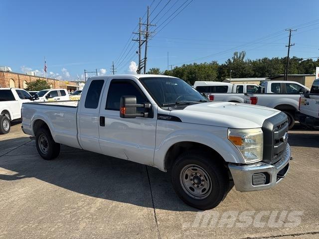 Ford F-250 ピックアップ／ドロップサイド