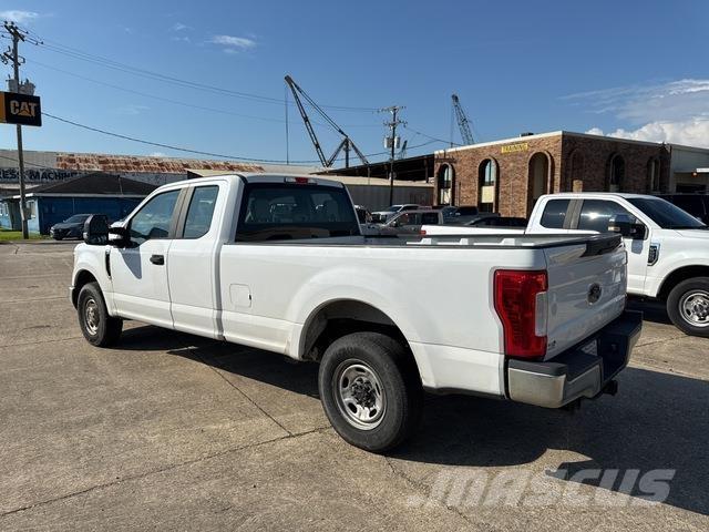 Ford F-250 その他