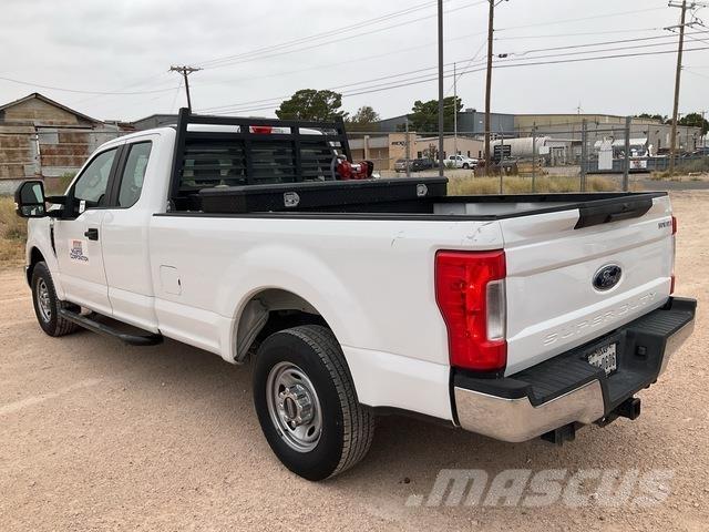 Ford F-250 ピックアップ／ドロップサイド