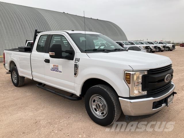 Ford F-250 ピックアップ／ドロップサイド