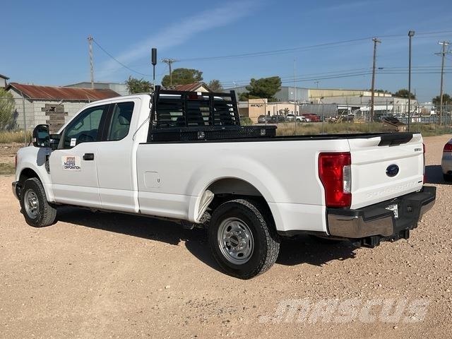 Ford F-250 ピックアップ／ドロップサイド