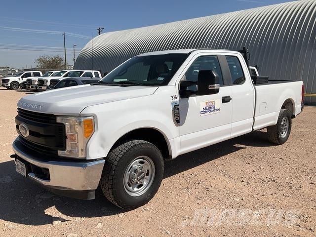 Ford F-250 ピックアップ／ドロップサイド