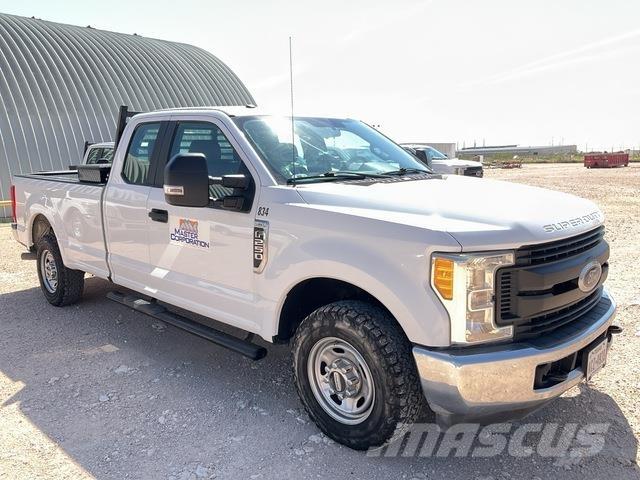 Ford F-250 ピックアップ／ドロップサイド