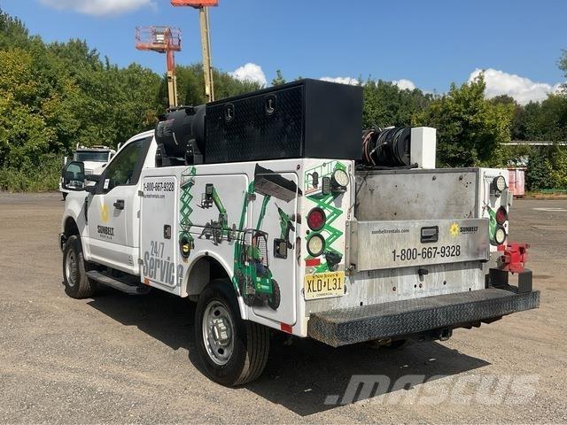 Ford F-250 多目的／汎用車両