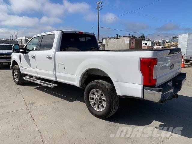 Ford F-250 ピックアップ／ドロップサイド