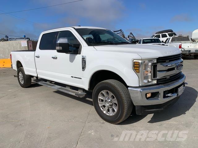 Ford F-250 ピックアップ／ドロップサイド