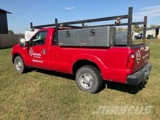 Ford F-250 ピックアップ／ドロップサイド