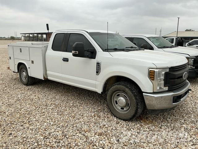 Ford F-250 ピックアップ／ドロップサイド