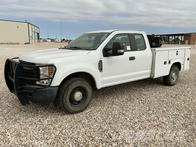 Ford F-250 ピックアップ／ドロップサイド